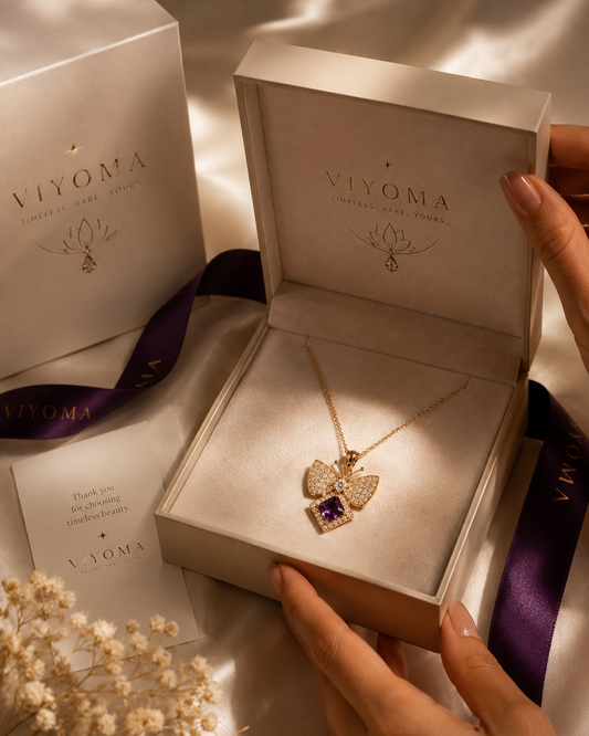 VIYOMA Amethyst Flutter Pendant