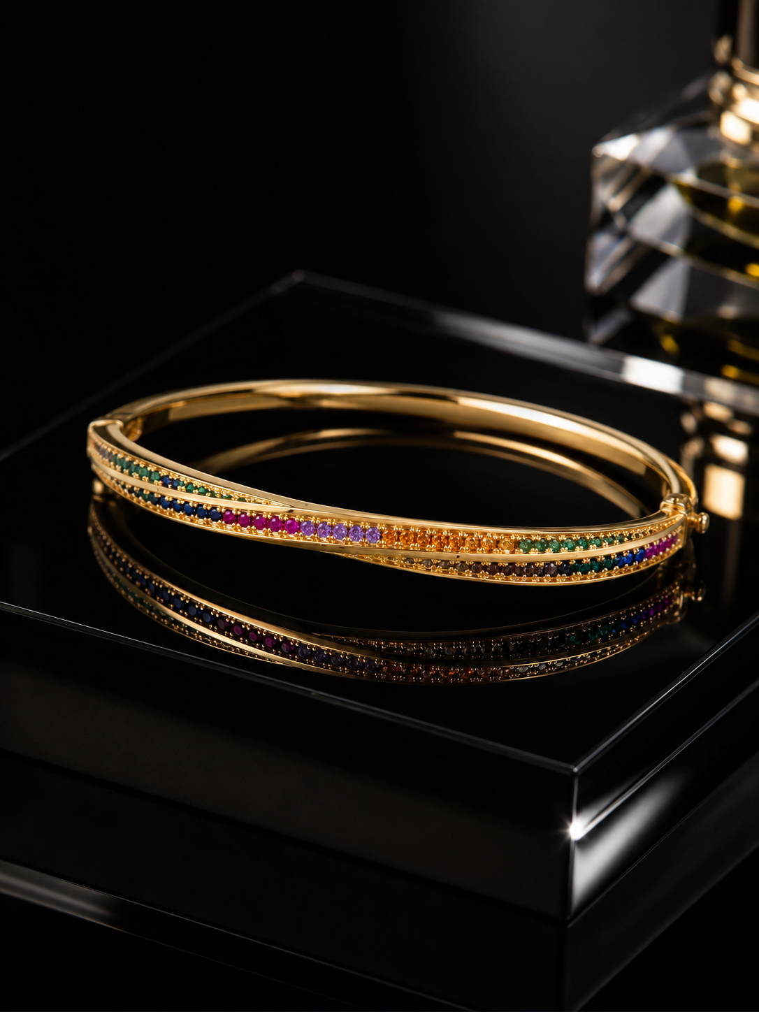 VIYOMA Kaleido Luxe Cuff-Bracelet