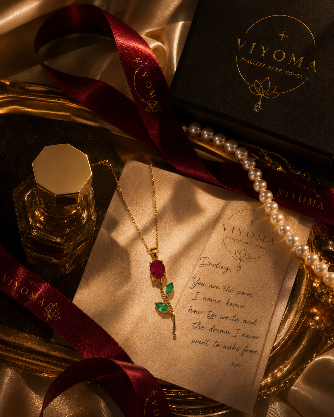 VIYOMA Scarlet Tulip Pendant