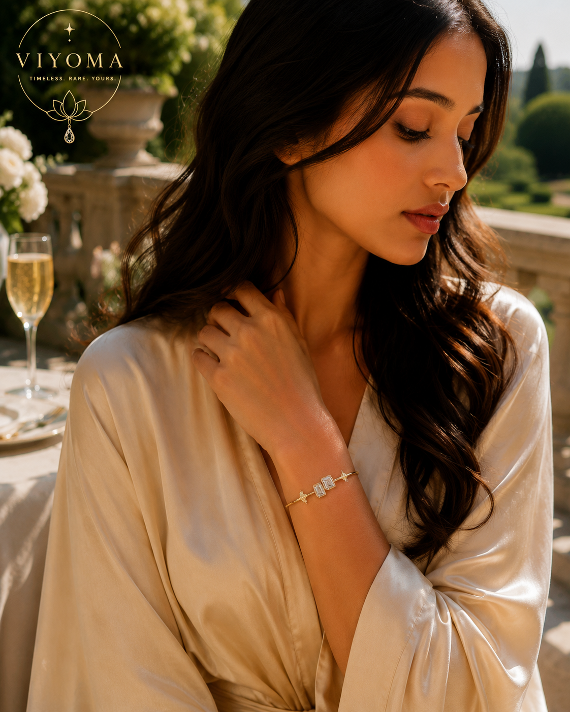 VIYOMA Moonveil Crystal Cuff