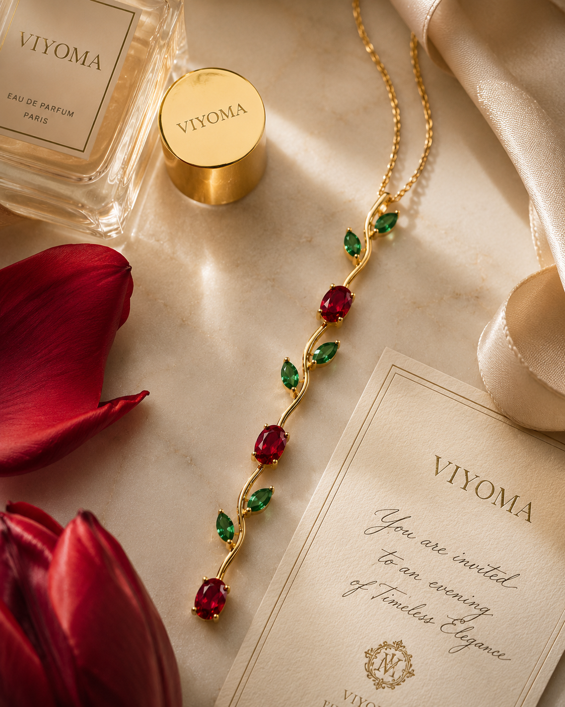VIYOMA Scarlet Drop Pendant